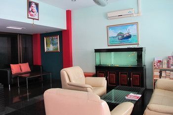 Somjai House Hotell Si Racha Eksteriør bilde